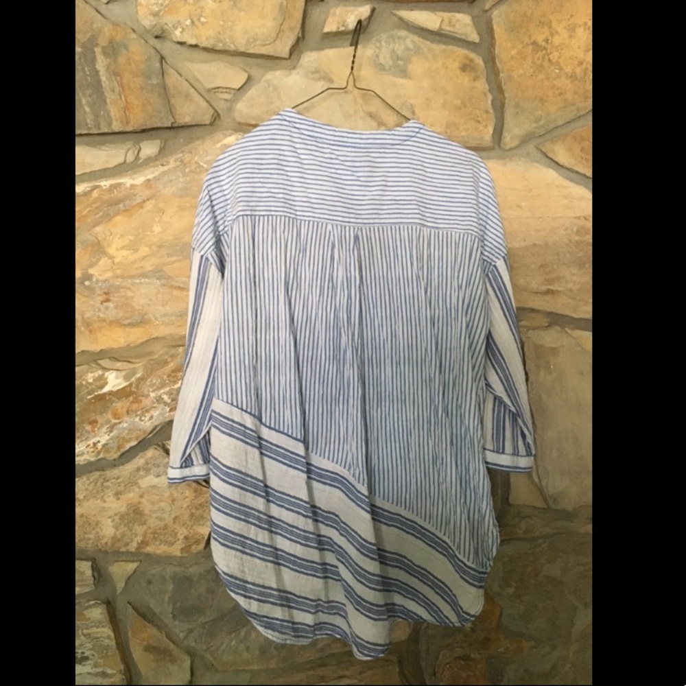 HP ๐ Anthropologie Holding Horses Blue Stripe Top - Picture 4 of 5